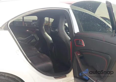 2014 Mercedes-Benz Cla 45 Amg 4Matic z USA, uszkodzony, nr VIN WDDSJ5CB7EN079361